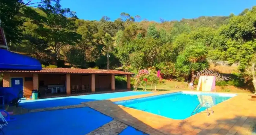 Sítio para Venda em Vargem, RURAL, 2 dormitórios, 2 banheiros, 10 vagas