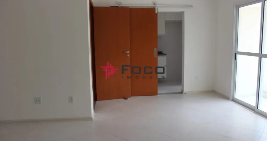 Apartamento - Ed. Pontal de Itapoã - Jardim satélite - 1 suíte - 45m².
