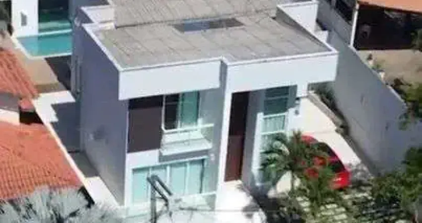 Casa à Venda no Condomínio Ubá IV – 252m² | 3 Quartos | 2 Suítes | Lazer Completo!