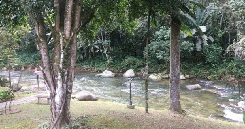 Chácara à Venda no Sana – Beira do Rio | Natureza, Tranquilidade e Conforto