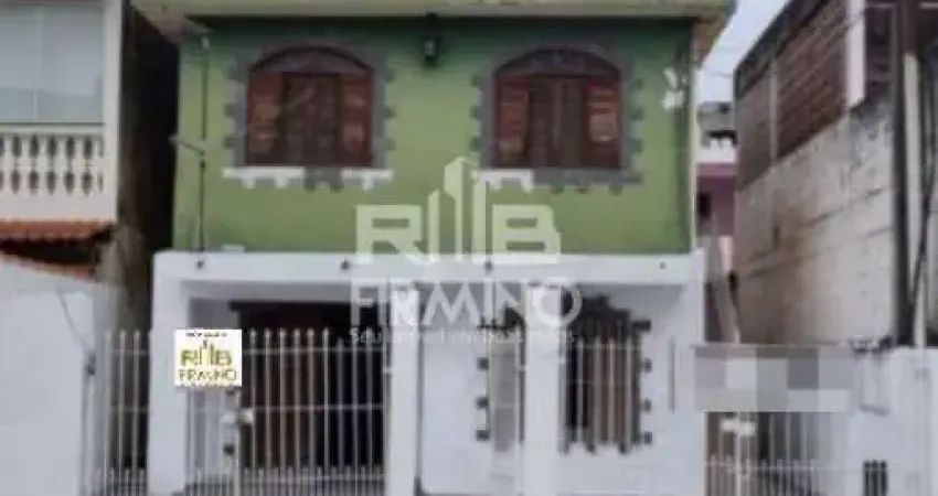 Casa - Padrão, para Venda em Embu das Artes/SP