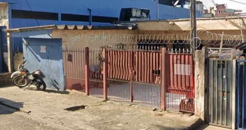 Casa - Padrão, para Venda em São Paulo/SP