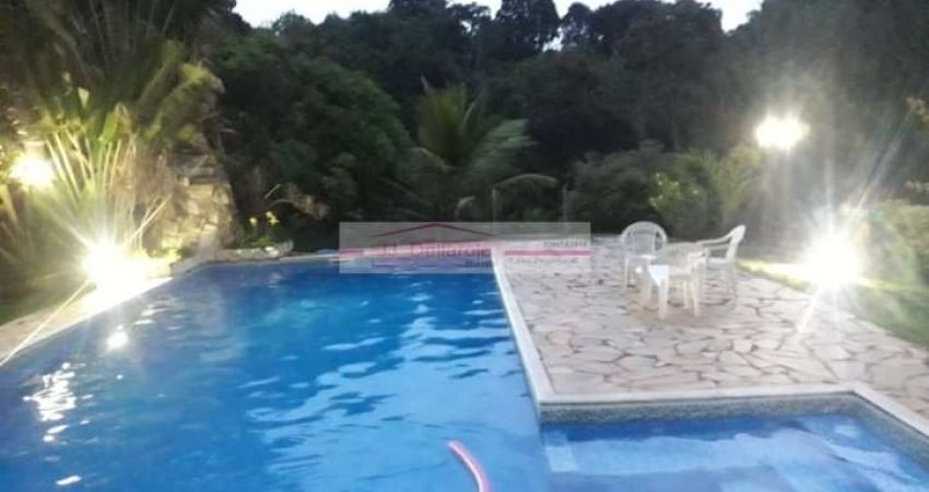 Chácara MARAVILHOSA dentro de condomínio. Para quem busca tranquilidade