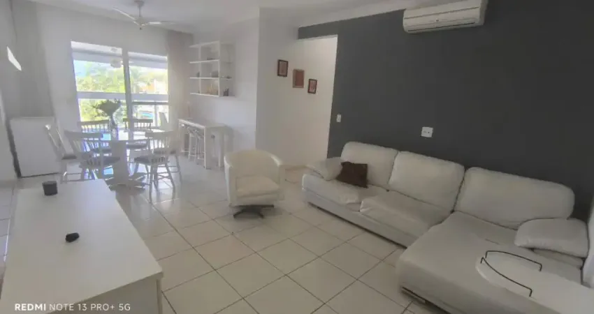 Apartamento com vista pro mar centro de bertioga a 1 quadra da praia
