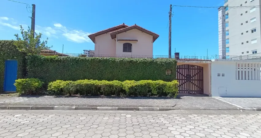 Vende se casa com 5 dormitórios no maitinga com vista para o mar
