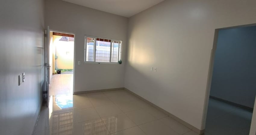 Casa com 2 quartos à venda na Rua 9, 21, Residencial Bandeirantes, Jataí