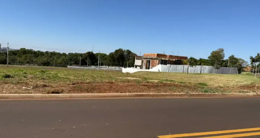 Terreno à venda na Avenida Presidente Vargas, 64, Vitória Regia, Rio Verde