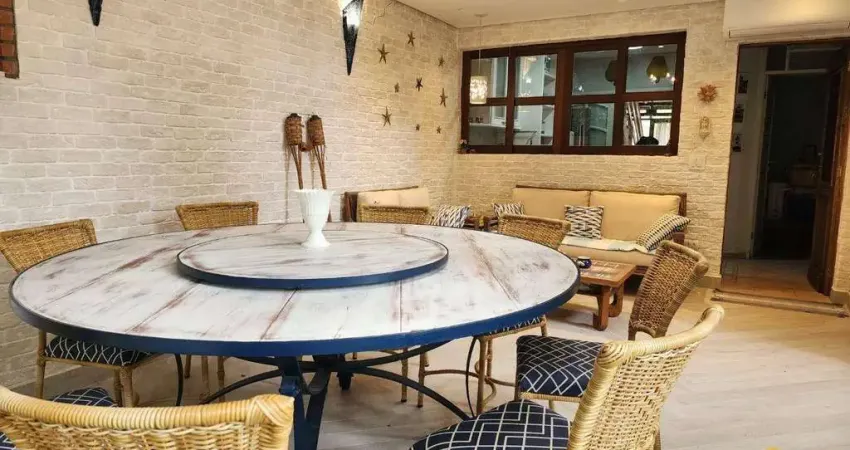 Village com 3 dormitórios à venda, 130 m² por R$ 2.660.000,00 - Riviera Módulo 21 - Bertioga/SP
