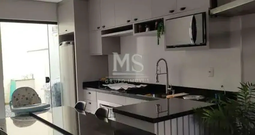 Casa com 2 quartos à venda na Vila Nova, Joinville