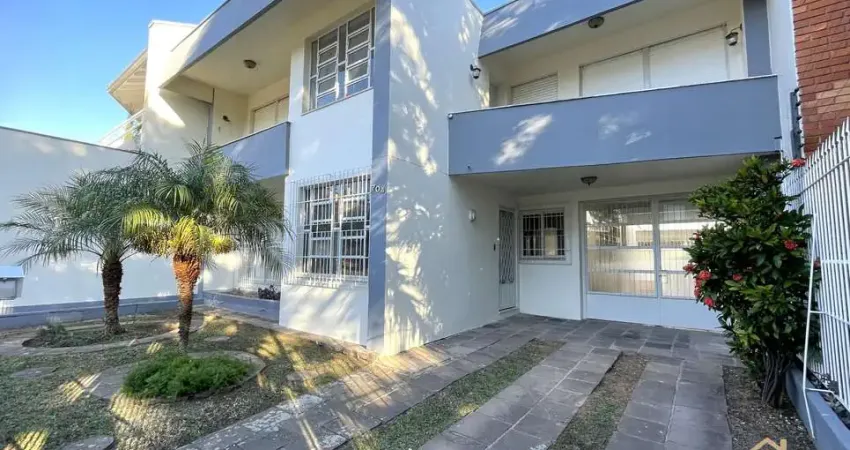 Casa à venda no bairro Cinqüentenário - Caxias do Sul/RS