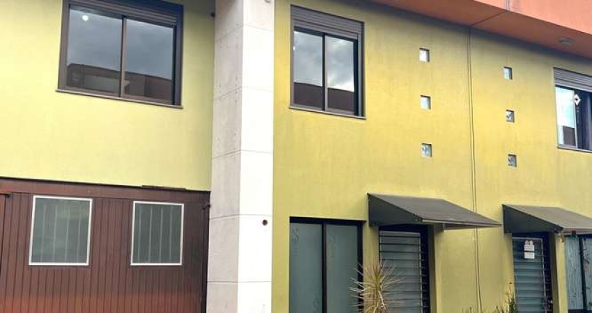 Sobrado à venda no bairro Desvio Rizzo - Caxias do Sul/RS