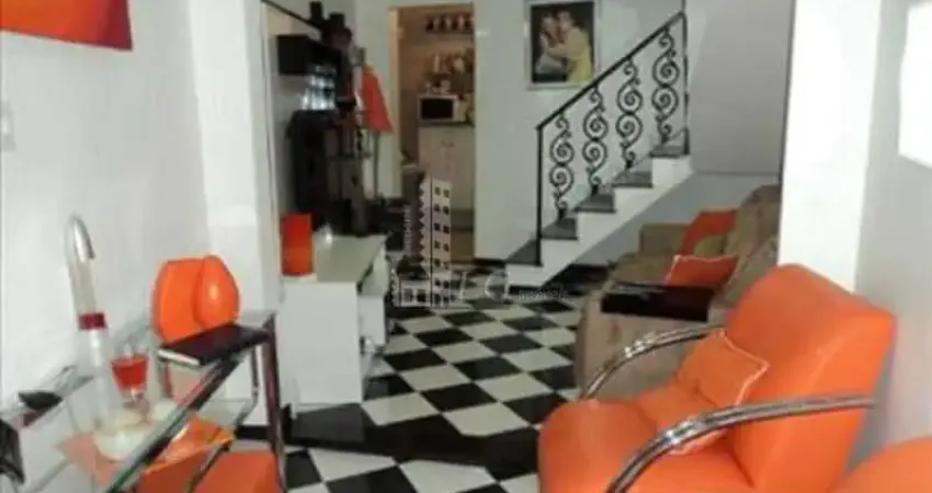 Casa com 2 quartos à venda na Rua Mupia, Irajá, Rio de Janeiro
