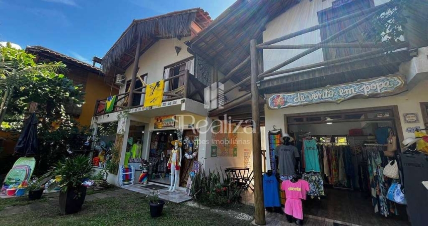 Casa a venda em Taipu de Fora, Maraú, BA, com ponto comercial, na rua das piscinas naturais.