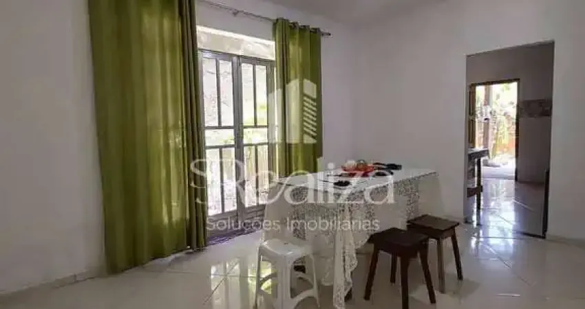 Casa com 4 quartos para alugar na Nossa Senhora da Vitória, Ilhéus 