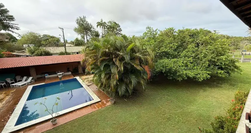 VENDO CASA GRANDE NO CONDOMINIO PEDRAS DO RIO