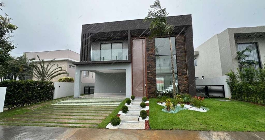VENDO CASA DUPLEX COM 4 SUÍTES EM ALPHAVILLE LITORAL NORTE