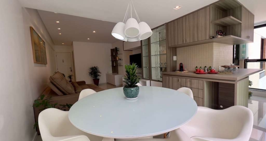 VENDO APARTAMENTO COM 3 QUARTOS NA PITUBA