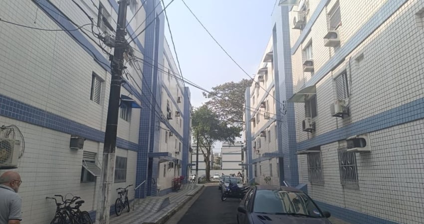 Apartamento 3 dorms no BNH do bairro da Aparecida, Santos