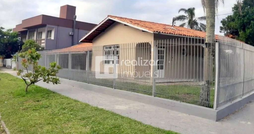 Casa com 4 quartos para alugar no Daniela, Florianópolis 
