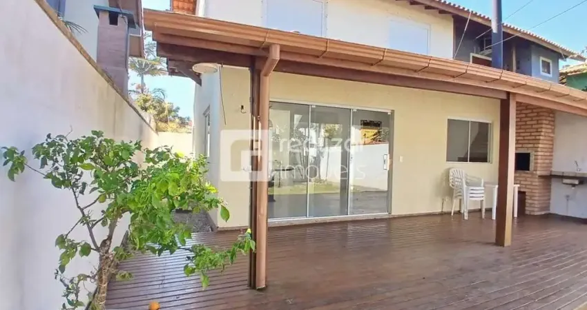 Casa com 2 quartos para alugar no Rio Tavares, Florianópolis 