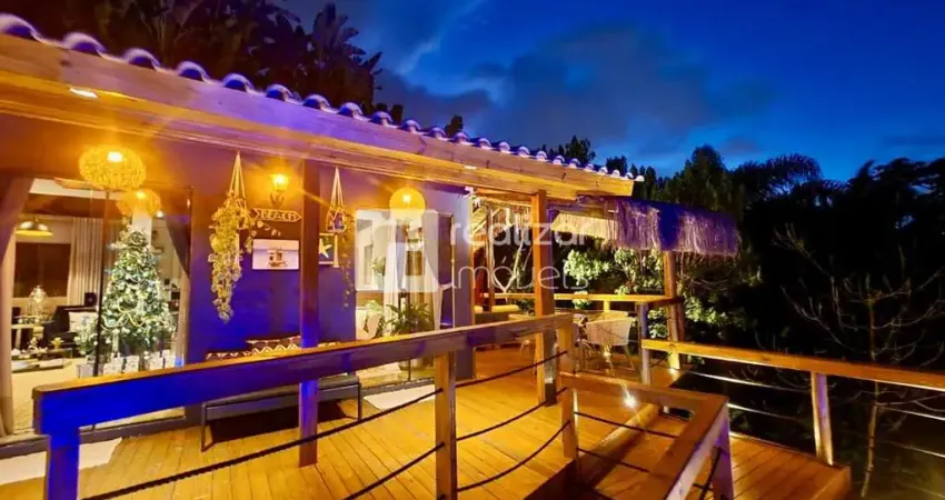 Casa com 4 quartos para alugar no Córrego Grande, Florianópolis 