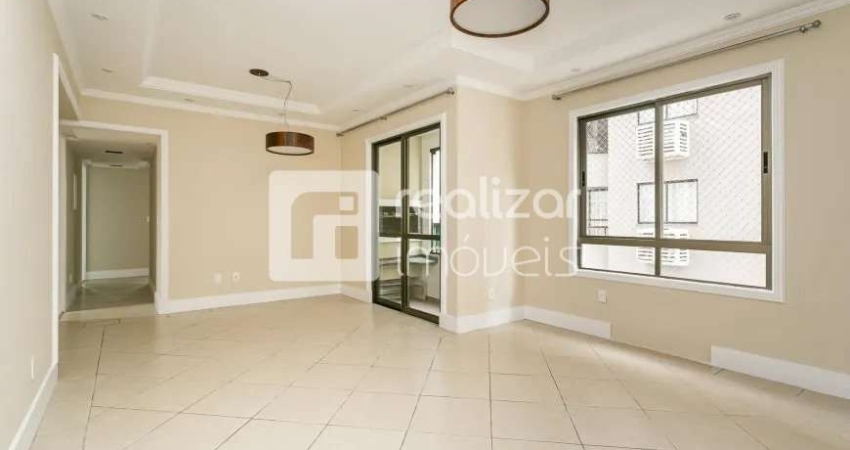 Apartamento com 3 quartos para alugar no Centro, Florianópolis 