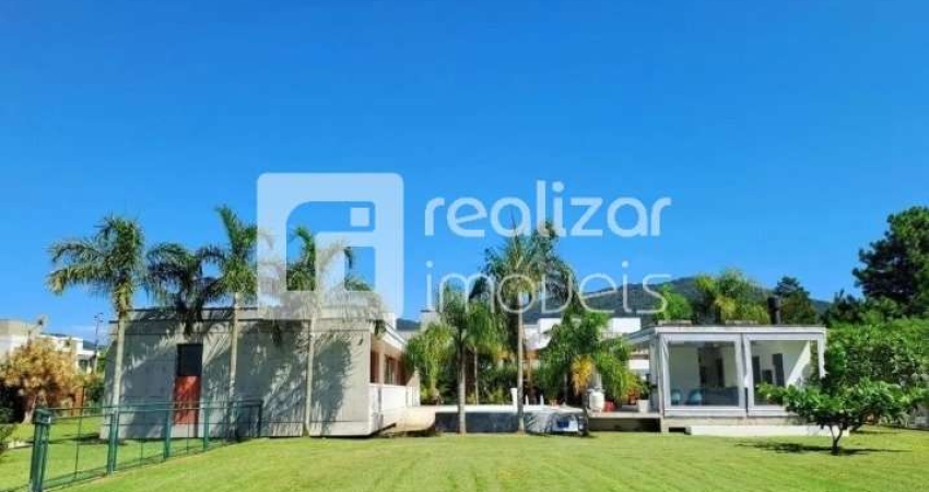 Casa em condomínio fechado com 3 quartos para alugar no São João do Rio Vermelho, Florianópolis 