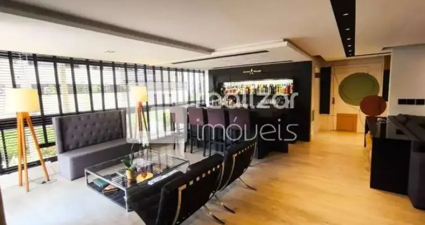 Apartamento com 4 quartos para alugar no Centro, Florianópolis