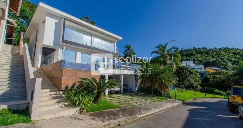 Casa em condomínio fechado com 4 quartos à venda no João Paulo, Florianópolis 
