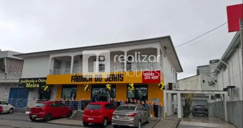 Casa com 4 quartos para alugar no Centro, Biguaçu