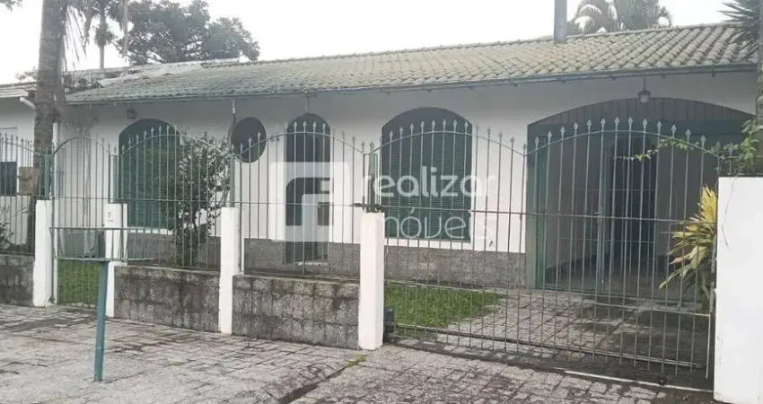 Casa com 4 quartos à venda no Itacorubi, Florianópolis
