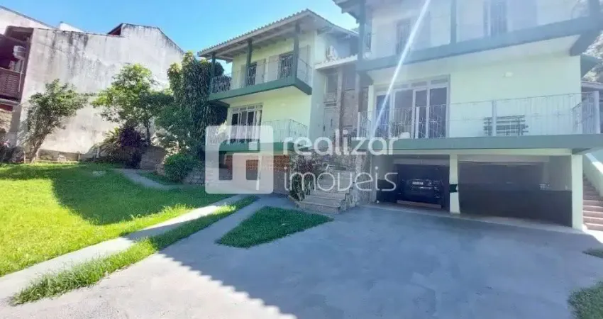 Casa com 4 quartos para alugar na Trindade, Florianópolis