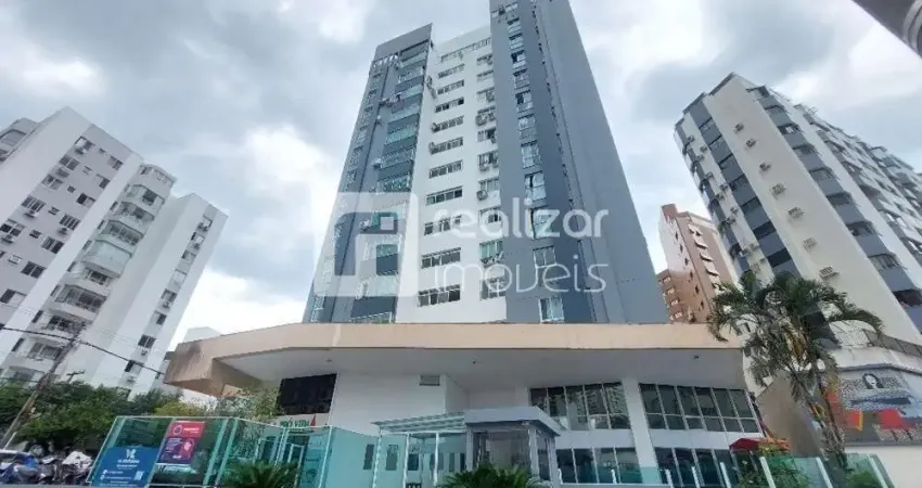 Apartamento com 3 quartos para alugar no Centro, Florianópolis
