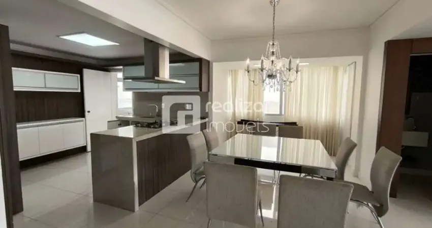 Apartamento com 3 quartos para alugar no Centro, Florianópolis 