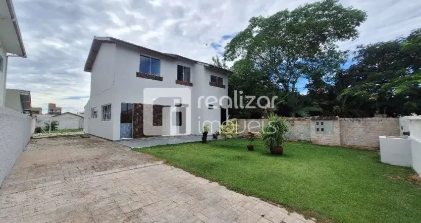 Apartamento com 2 quartos para alugar no Carianos, Florianópolis 