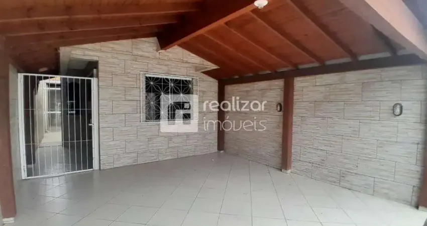 Casa com 2 quartos para alugar no Madri, Palhoça 