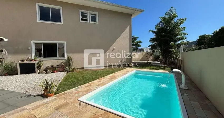 Casa com 3 quartos para alugar no Cachoeira do Bom Jesus, Florianópolis