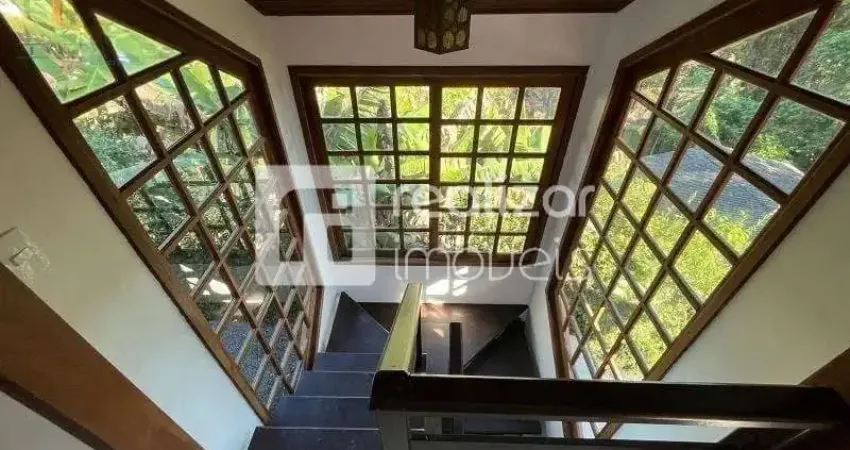 Casa com 5 quartos para alugar no Cachoeira do Bom Jesus, Florianópolis