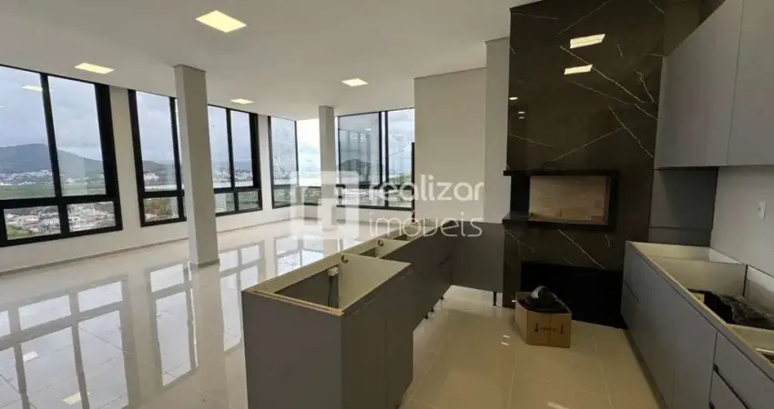 Casa com 3 quartos para alugar no Cacupé, Florianópolis