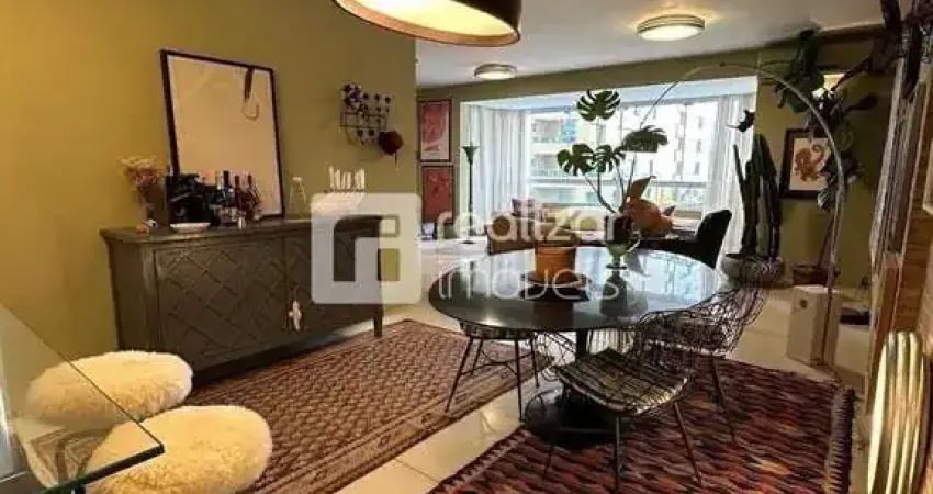 Apartamento com 5 quartos para alugar no Centro, Florianópolis