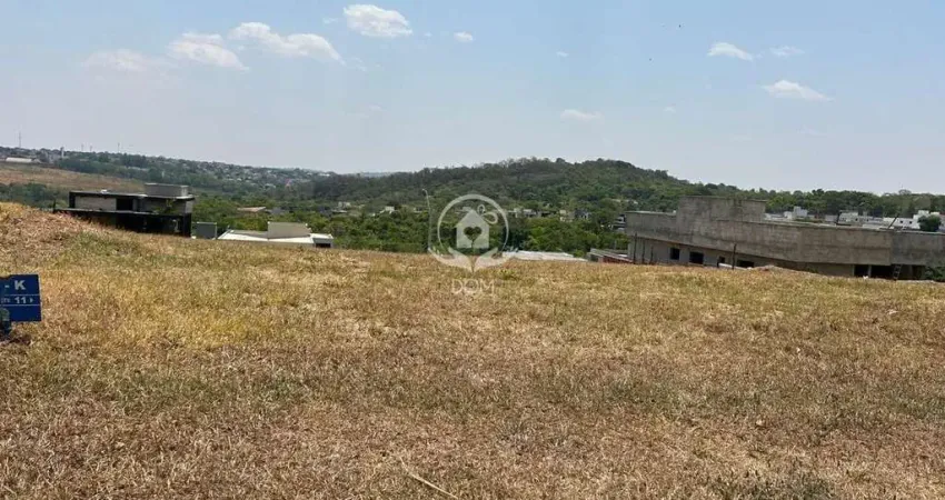Lote à venda no Condomínio fechado 300m² de área privativa