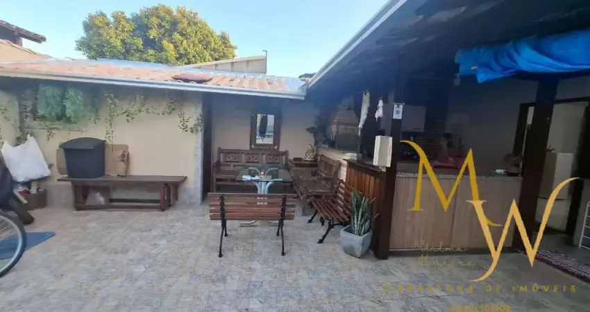 CASA AMPLA E CONFORTÁVEL EM CONDOMÍNIO, EM AQUARIUS CABO FRIO