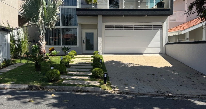 Lindo sobrado condomínio Arujá 5