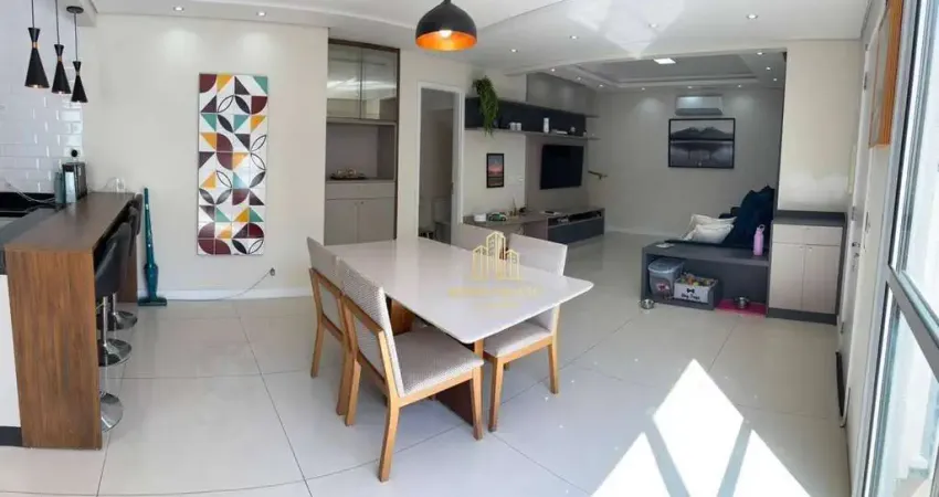 Casa para venda e locação em Santana de Parnaiba em condomínio fechado