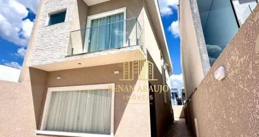 Sobrado de condomínio fechado para venda em Santana de Parnaíba