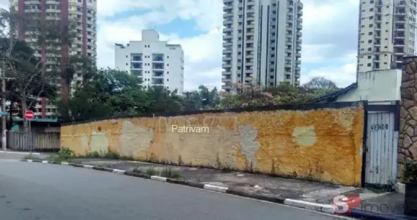 Terreno de Esquina! Ponto Comercial!