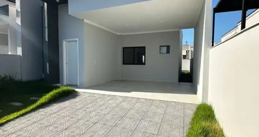Casa à venda, com 3 quartos sendo um suíte em Tijucas SC