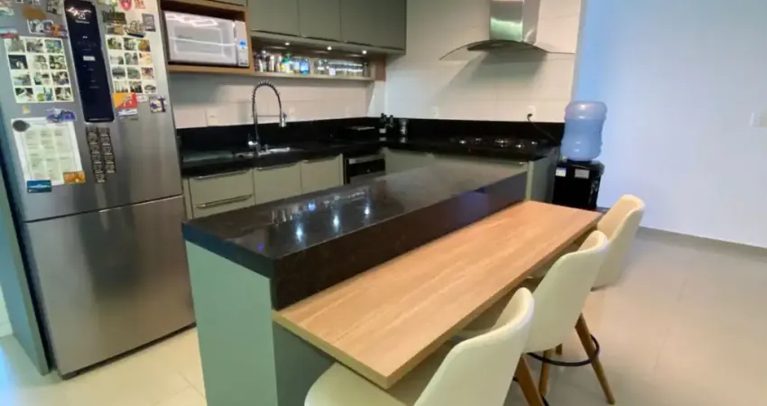 Apartamento 3 dormitórios sendo uma suíte mobiliado