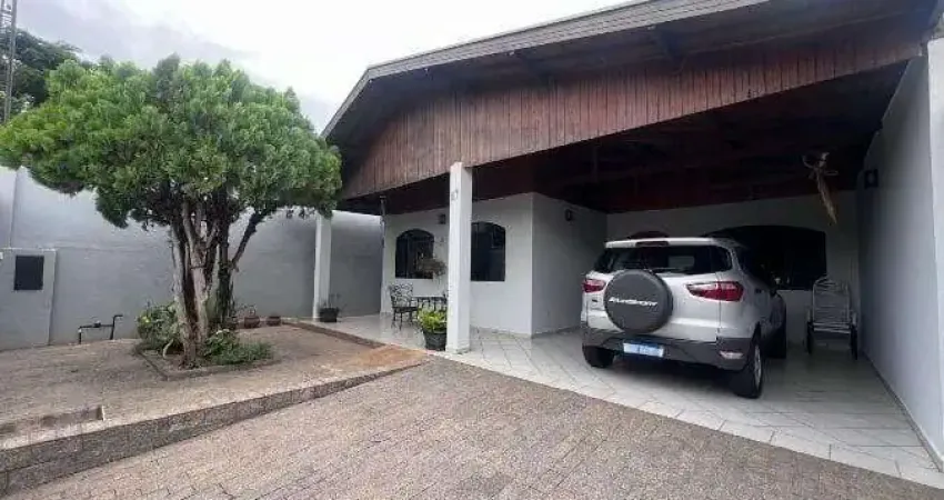 Casa com 3 quartos à venda no Jardim Alvorada, Marília 
