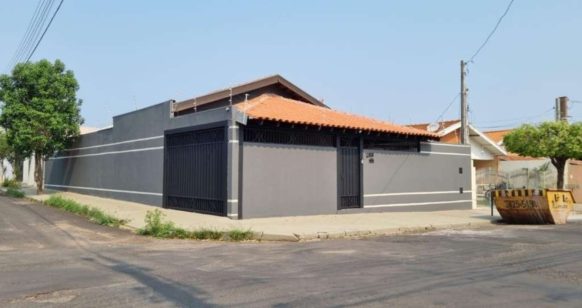 Casa com 3 quartos à venda no Parque São Jorge, Marília 